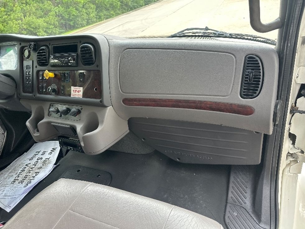 Refrigerated Truck-Light and Medium Duty Trucks-Freightliner-2019-M2-Hammond-LA-147,613\n\t\tmiles-$ 69,000 - Image 21