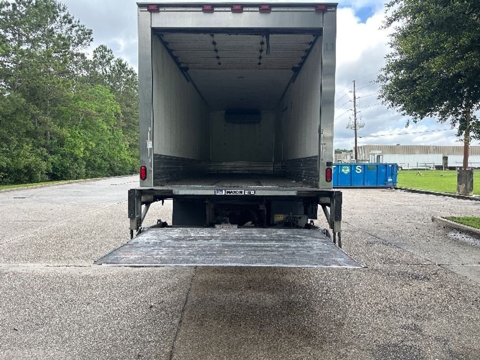 Refrigerated Truck-Light and Medium Duty Trucks-Freightliner-2019-M2-Hammond-LA-147,613\n\t\tmiles-$ 69,000 - Image 9