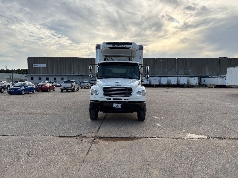 Refrigerated Truck-Light and Medium Duty Trucks-Freightliner-2019-M2-Hammond-LA-148,808\n\t\tmiles-$ 67,750 - Image 2