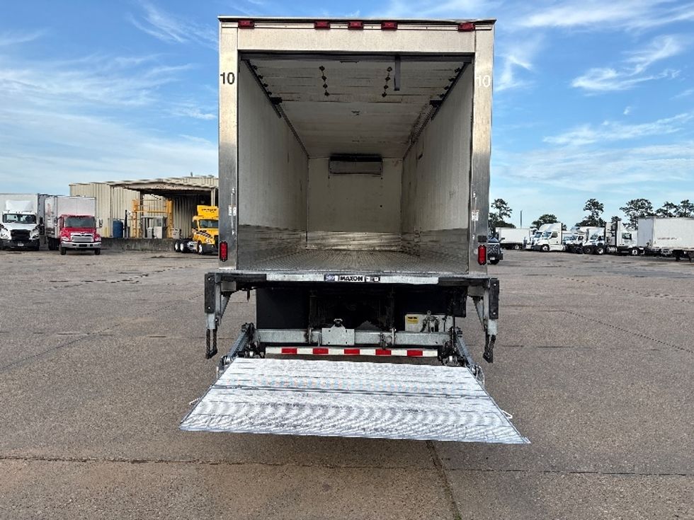 Refrigerated Truck-Light and Medium Duty Trucks-Freightliner-2019-M2-Hammond-LA-148,808\n\t\tmiles-$ 67,750 - Image 9