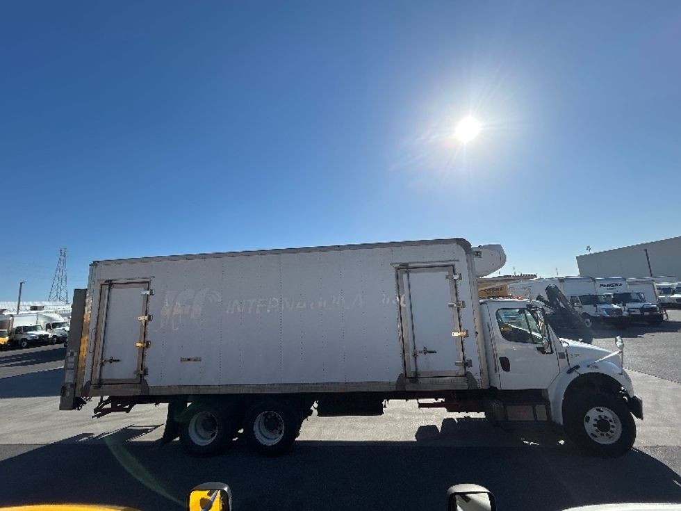 Refrigerated Truck-Light and Medium Duty Trucks-Freightliner-2019-M2-Hammond-LA-208,966\n\t\tmiles-$ 68,250 - Image 15