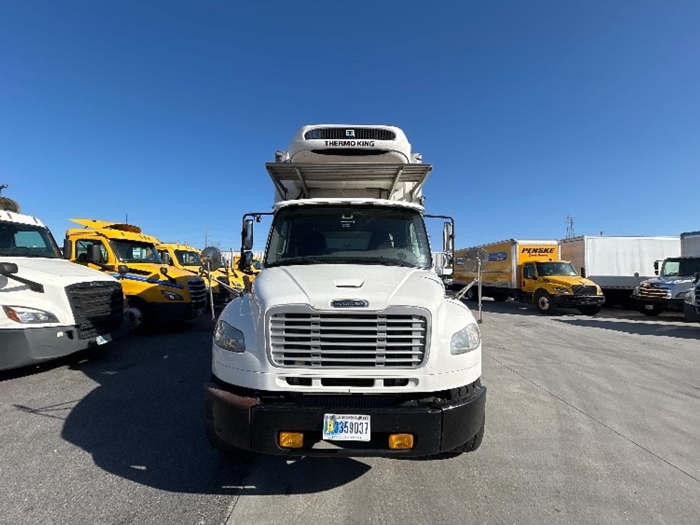 Refrigerated Truck-Light and Medium Duty Trucks-Freightliner-2019-M2-Hammond-LA-208,966\n\t\tmiles-$ 68,250 - Image 2