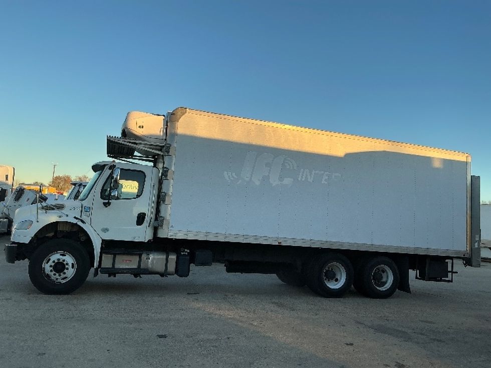 Refrigerated Truck-Light and Medium Duty Trucks-Freightliner-2019-M2-Hammond-LA-235,923\n\t\tmiles-$ 56,750 - Image 4