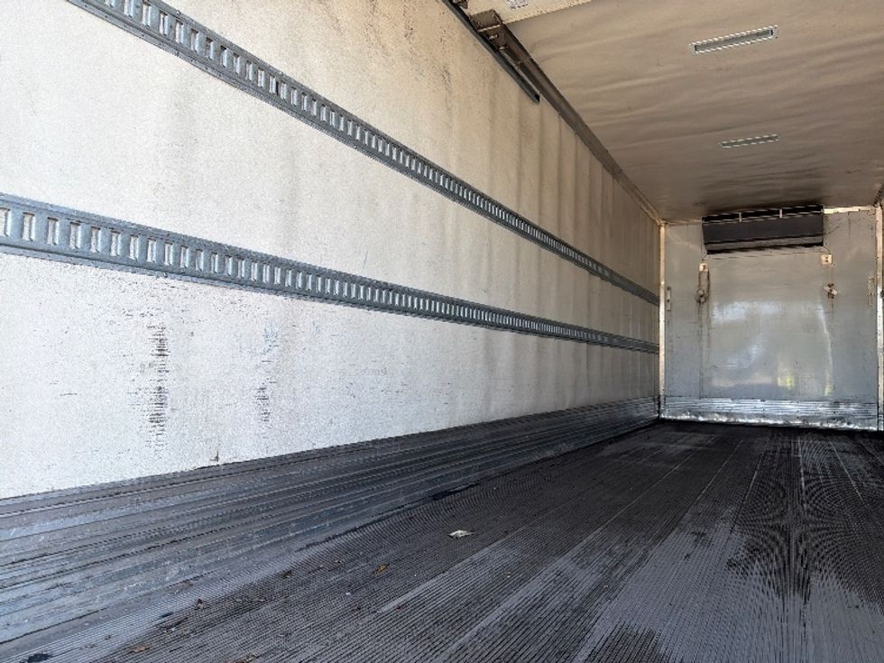 Refrigerated Truck-Light and Medium Duty Trucks-Freightliner-2019-M2-Hammond-LA-261,618\n\t\tmiles-$ 49,500 - Image 11