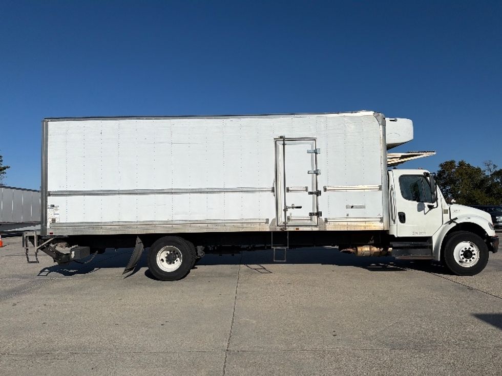 Refrigerated Truck-Light and Medium Duty Trucks-Freightliner-2019-M2-Hammond-LA-261,618\n\t\tmiles-$ 49,500 - Image 15