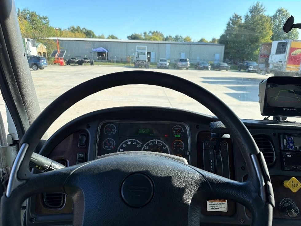 Refrigerated Truck-Light and Medium Duty Trucks-Freightliner-2019-M2-Hammond-LA-261,618\n\t\tmiles-$ 49,500 - Image 18