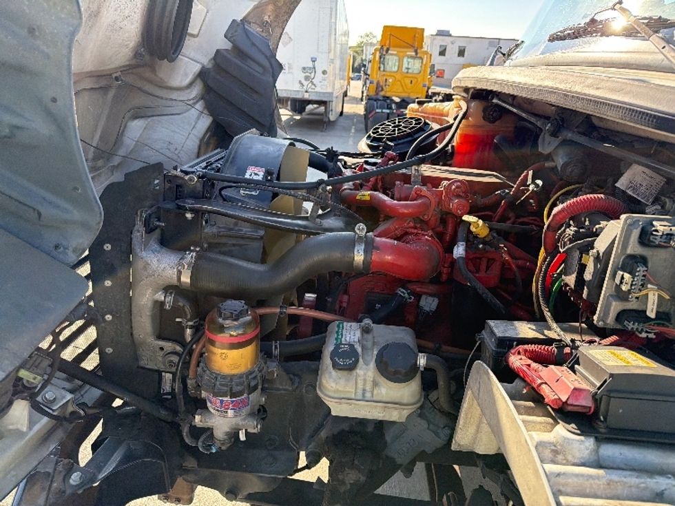 Refrigerated Truck-Light and Medium Duty Trucks-Freightliner-2019-M2-Hammond-LA-261,618\n\t\tmiles-$ 49,500 - Image 24