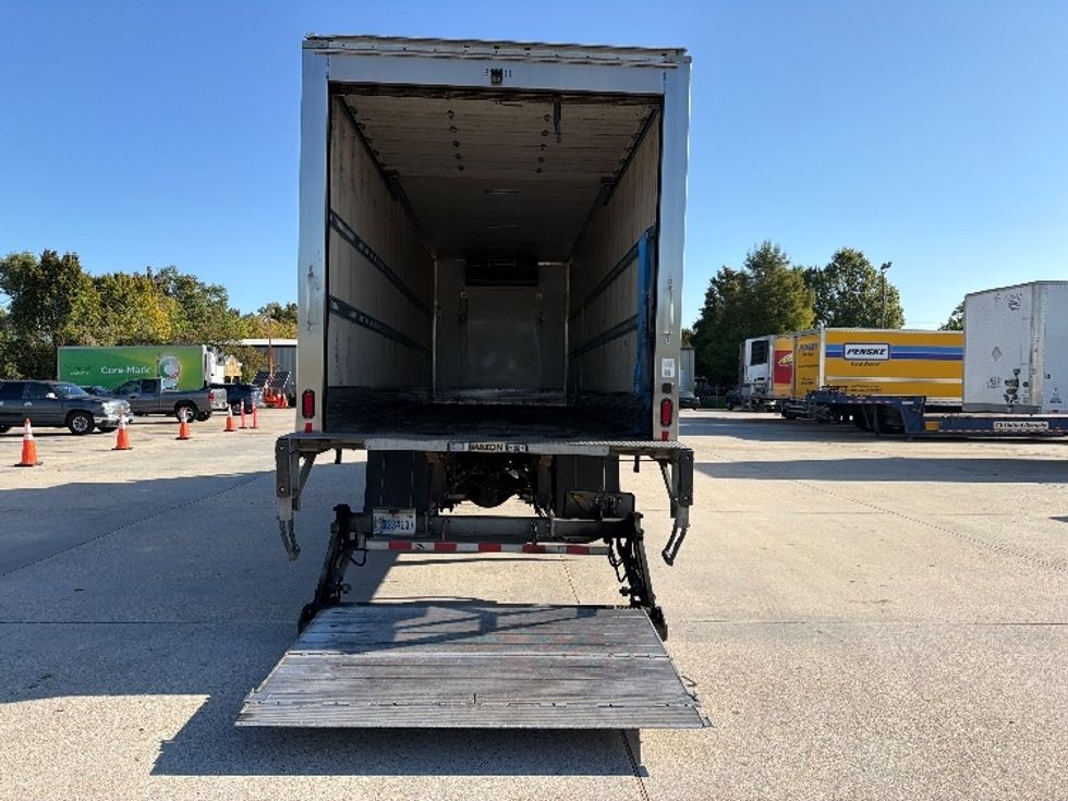 Refrigerated Truck-Light and Medium Duty Trucks-Freightliner-2019-M2-Hammond-LA-261,618\n\t\tmiles-$ 49,500 - Image 9