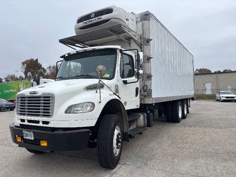 Refrigerated Truck-Light and Medium Duty Trucks-Freightliner-2019-M2-Hammond-LA-296,183\n\t\tmiles-$ 44,000 - Image 1