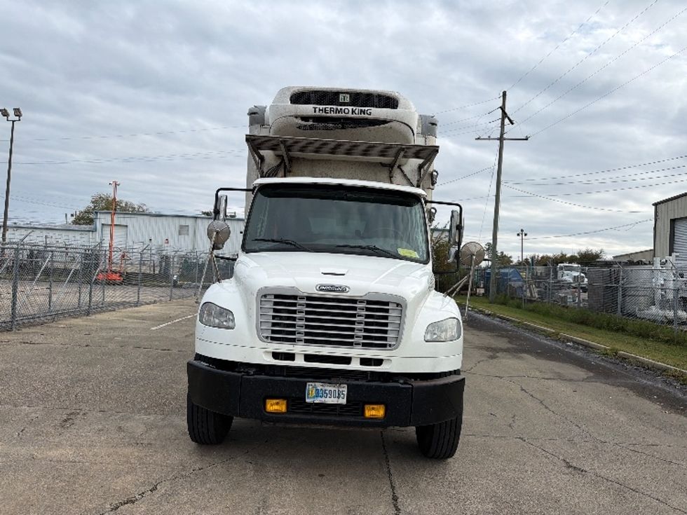 Refrigerated Truck-Light and Medium Duty Trucks-Freightliner-2019-M2-Hammond-LA-296,183\n\t\tmiles-$ 44,000 - Image 2