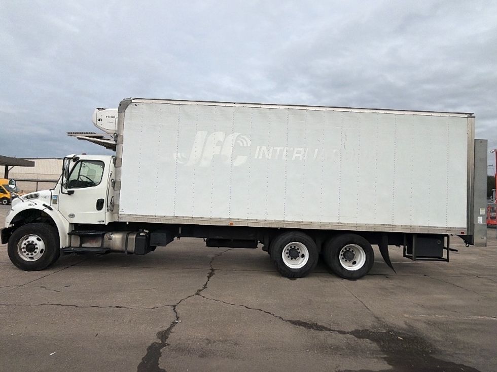 Refrigerated Truck-Light and Medium Duty Trucks-Freightliner-2019-M2-Hammond-LA-296,183\n\t\tmiles-$ 44,000 - Image 4