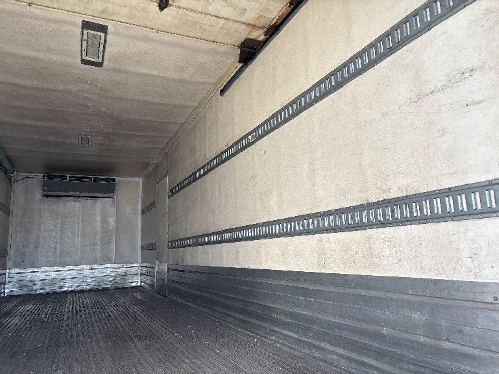 Refrigerated Truck-Light and Medium Duty Trucks-Freightliner-2019-M2-Hammond-LA-332,785\n\t\tmiles-$ 33,000 - Image 11