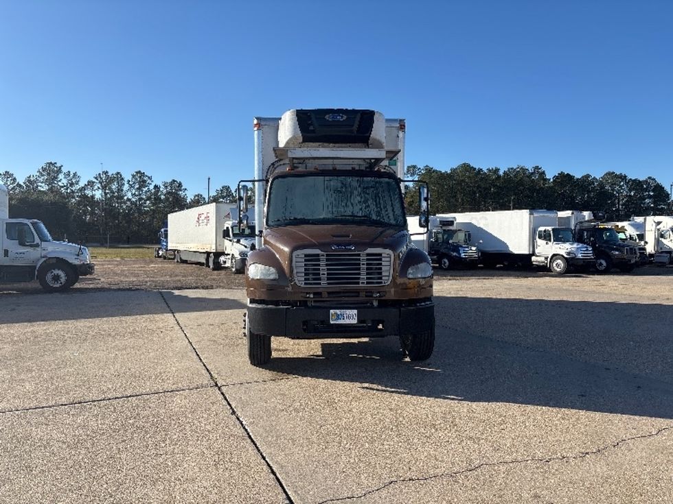 Refrigerated Truck-Light and Medium Duty Trucks-Freightliner-2019-M2-Hammond-LA-332,785\n\t\tmiles-$ 33,000 - Image 2