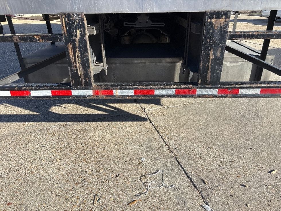 Refrigerated Truck-Light and Medium Duty Trucks-Freightliner-2019-M2-Hammond-LA-332,785\n\t\tmiles-$ 33,000 - Image 9