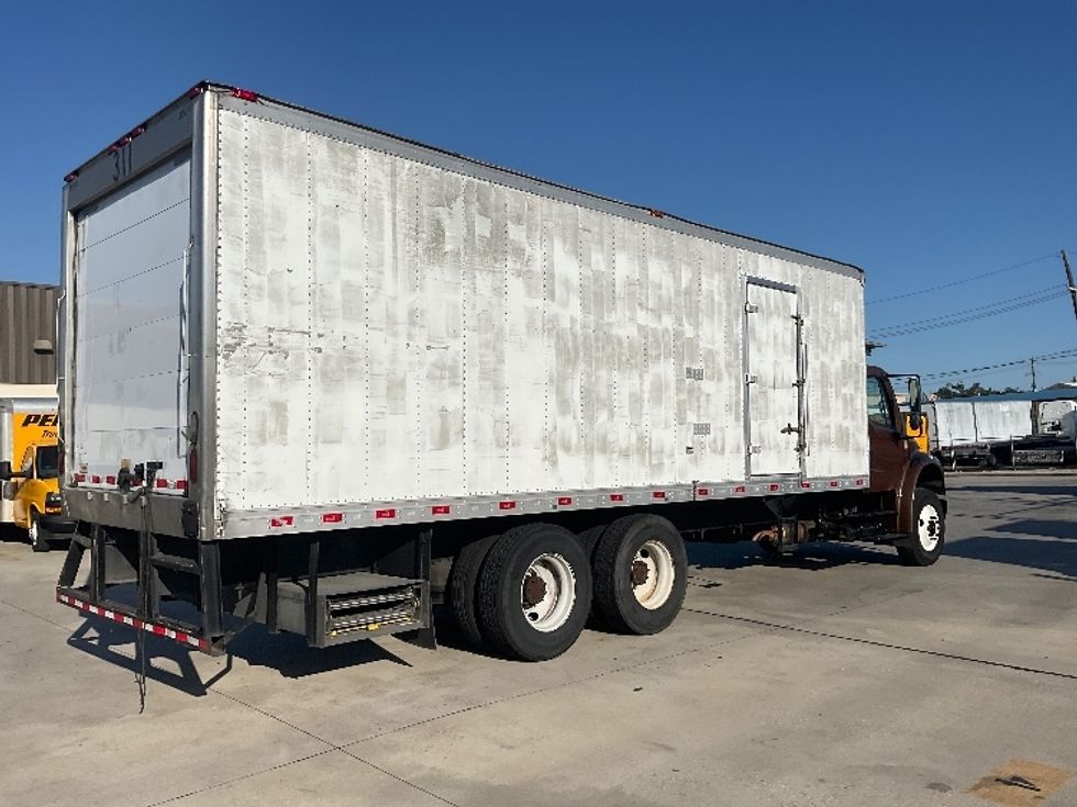 Refrigerated Truck-Light and Medium Duty Trucks-Freightliner-2019-M2-Hammond-LA-359,473\n\t\tmiles-$ 42,000 - Image 11