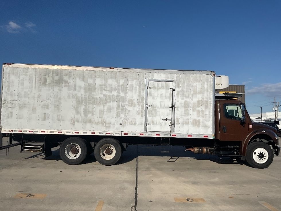 Refrigerated Truck-Light and Medium Duty Trucks-Freightliner-2019-M2-Hammond-LA-359,473\n\t\tmiles-$ 42,000 - Image 13