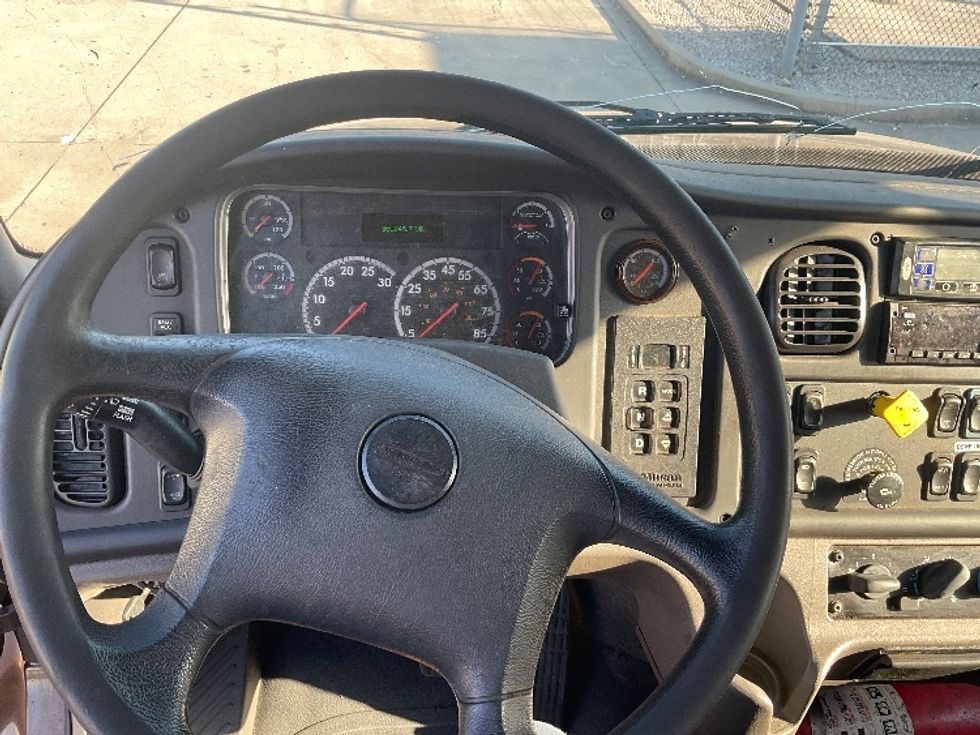 Refrigerated Truck-Light and Medium Duty Trucks-Freightliner-2019-M2-Hammond-LA-359,473\n\t\tmiles-$ 42,000 - Image 16