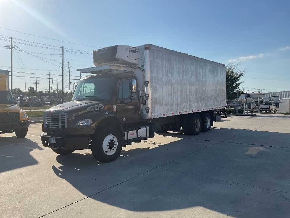 Refrigerated Truck-Light and Medium Duty Trucks-Freightliner-2019-M2-Hammond-LA-359,473\n\t\tmiles-$ 42,000 - Image 3