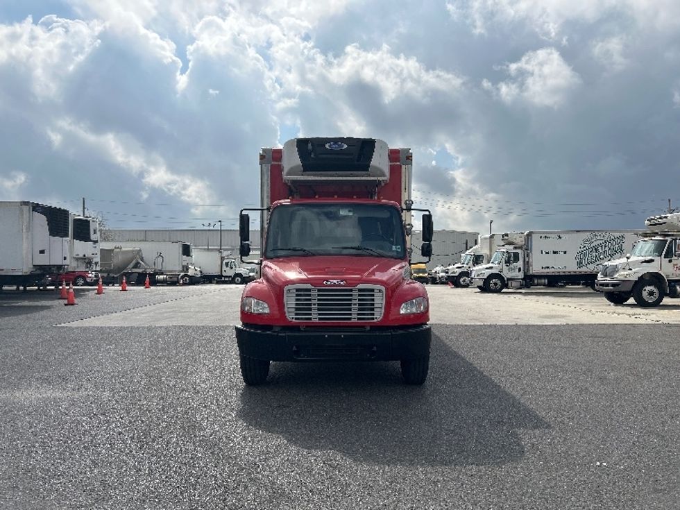 Refrigerated Truck-Light and Medium Duty Trucks-Freightliner-2019-M2-Harahan-LA-14,744\n\t\tmiles-$ 67,750 - Image 2