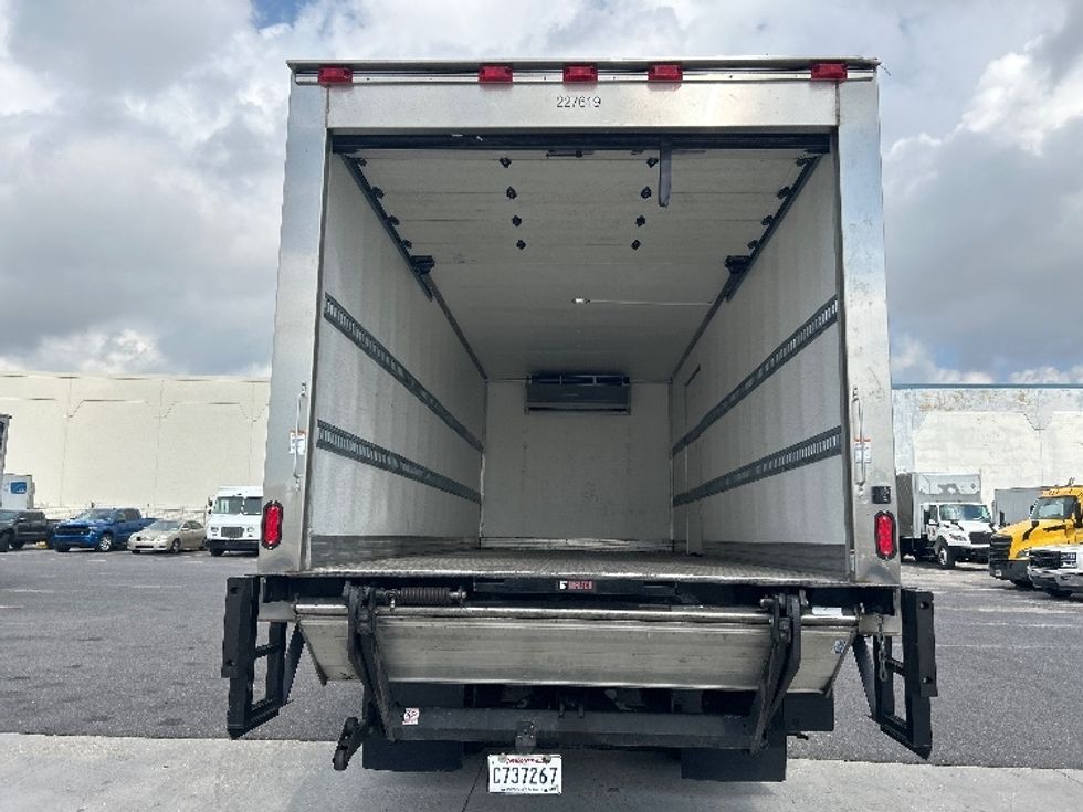 Refrigerated Truck-Light and Medium Duty Trucks-Freightliner-2019-M2-Harahan-LA-14,744\n\t\tmiles-$ 67,750 - Image 8