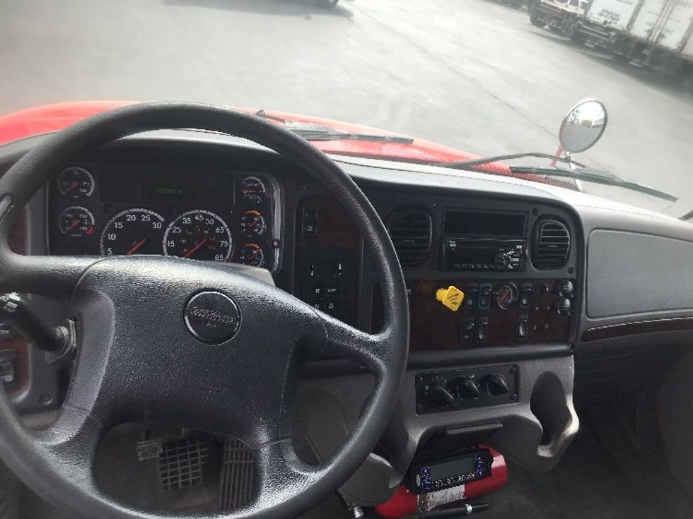 Refrigerated Truck-Light and Medium Duty Trucks-Freightliner-2019-M2-Harrisburg-PA-220,625\n\t\tmiles-$ 50,250 - Image 17