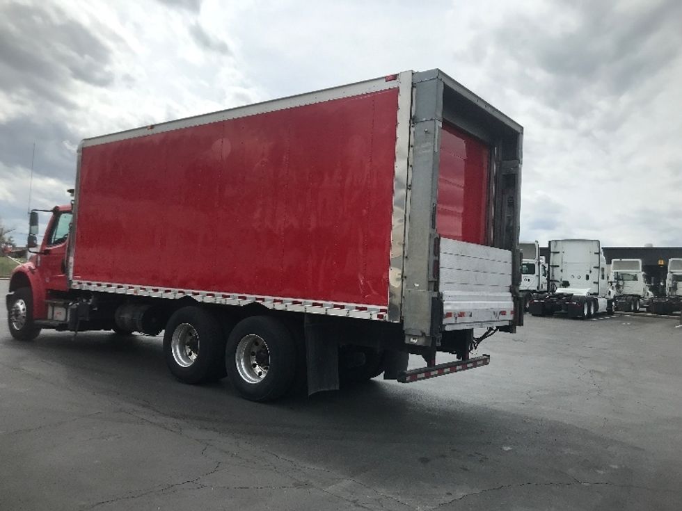 Refrigerated Truck-Light and Medium Duty Trucks-Freightliner-2019-M2-Harrisburg-PA-220,625\n\t\tmiles-$ 50,250 - Image 6
