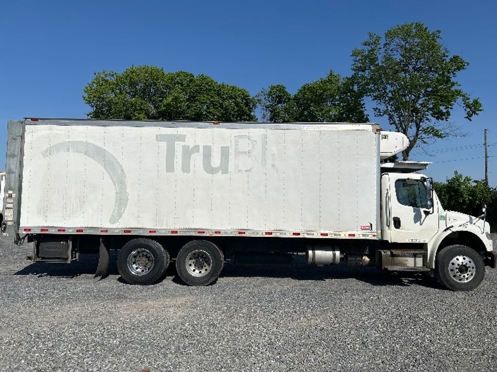 Refrigerated Truck-Light and Medium Duty Trucks-Freightliner-2019-M2-Harrisburg-PA-318,717\n\t\tmiles-$ 35,250 - Image 15