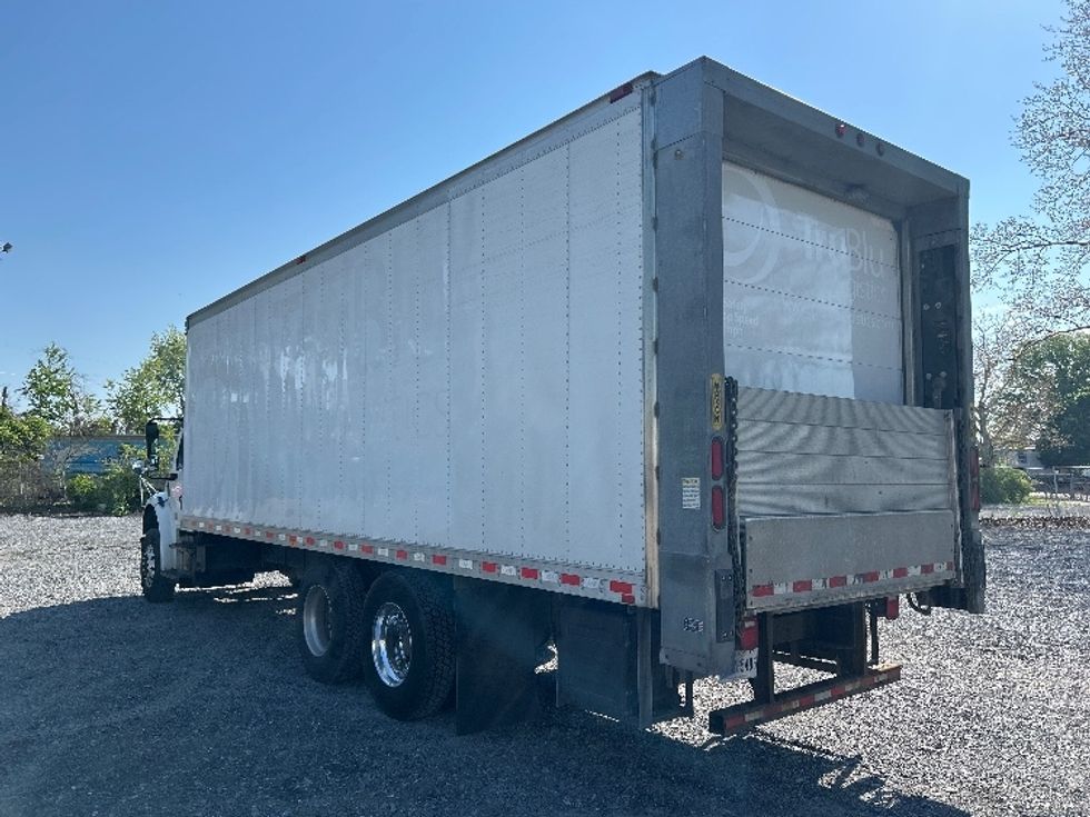 Refrigerated Truck-Light and Medium Duty Trucks-Freightliner-2019-M2-Harrisburg-PA-318,717\n\t\tmiles-$ 35,250 - Image 6
