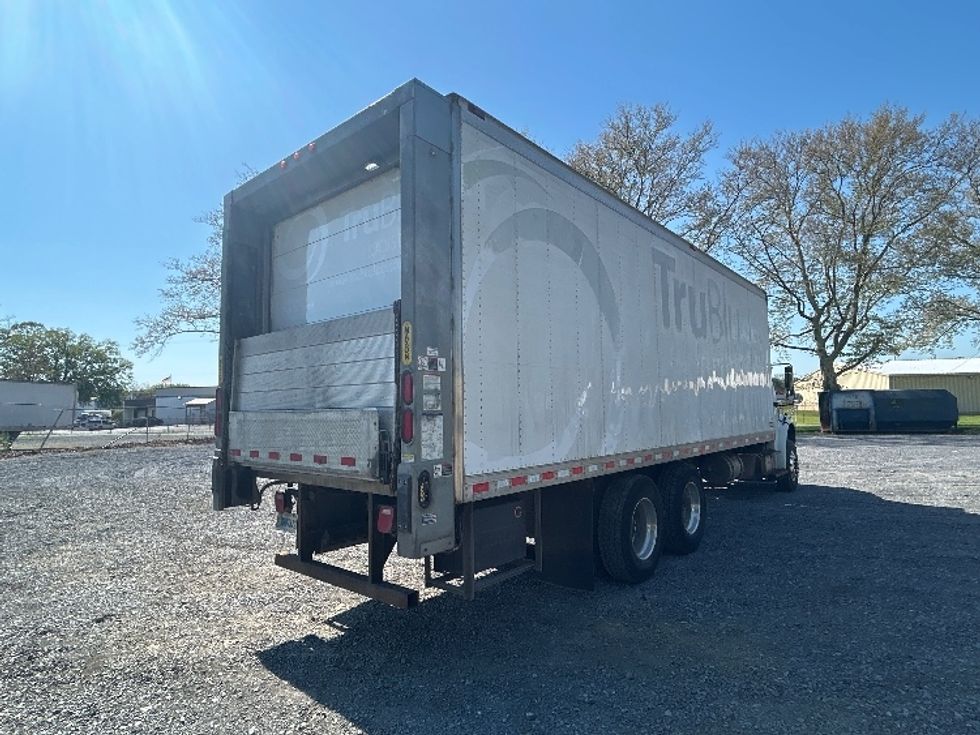 Refrigerated Truck-Light and Medium Duty Trucks-Freightliner-2019-M2-Harrisburg-PA-345,784\n\t\tmiles-$ 35,500 - Image 13