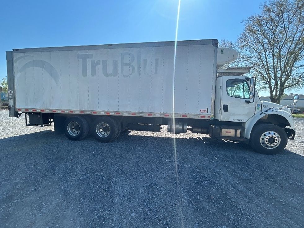 Refrigerated Truck-Light and Medium Duty Trucks-Freightliner-2019-M2-Harrisburg-PA-345,784\n\t\tmiles-$ 35,500 - Image 15