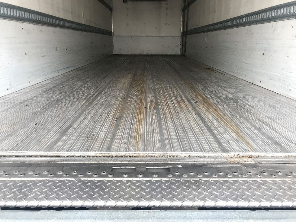 Refrigerated Truck-Light and Medium Duty Trucks-Freightliner-2019-M2-Houston-TX-109,717\n\t\tmiles-$ 66,500 - Image 10