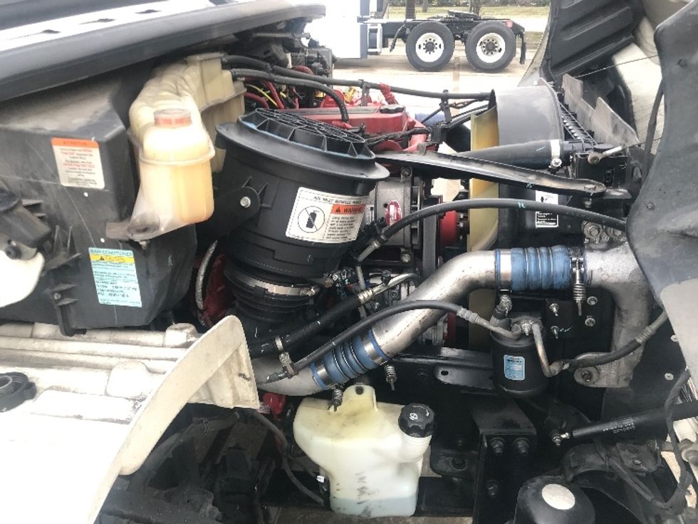 Refrigerated Truck-Light and Medium Duty Trucks-Freightliner-2019-M2-Houston-TX-109,717\n\t\tmiles-$ 66,500 - Image 23