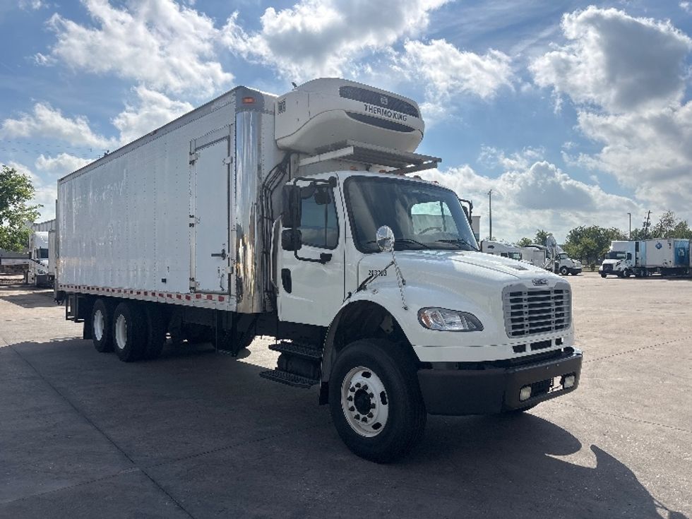 Refrigerated Truck-Light and Medium Duty Trucks-Freightliner-2019-M2-Houston-TX-120,043\n\t\tmiles-$ 68,750 - Image 1