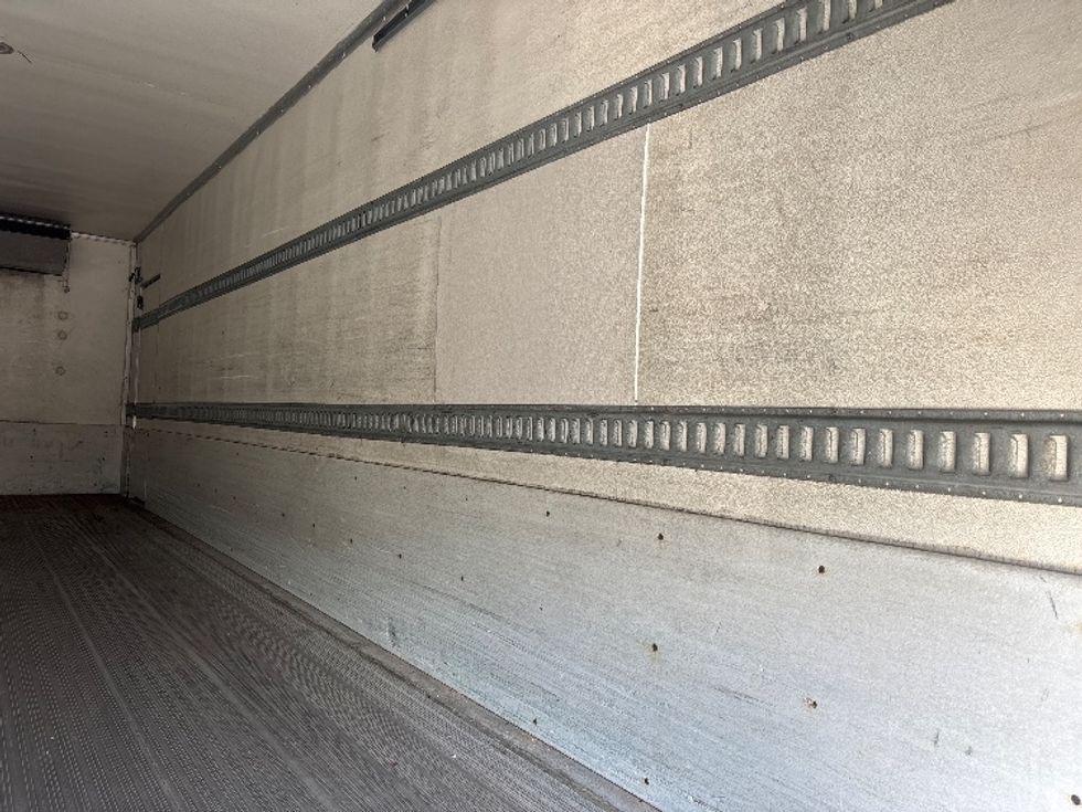 Refrigerated Truck-Light and Medium Duty Trucks-Freightliner-2019-M2-Houston-TX-120,043\n\t\tmiles-$ 68,750 - Image 11