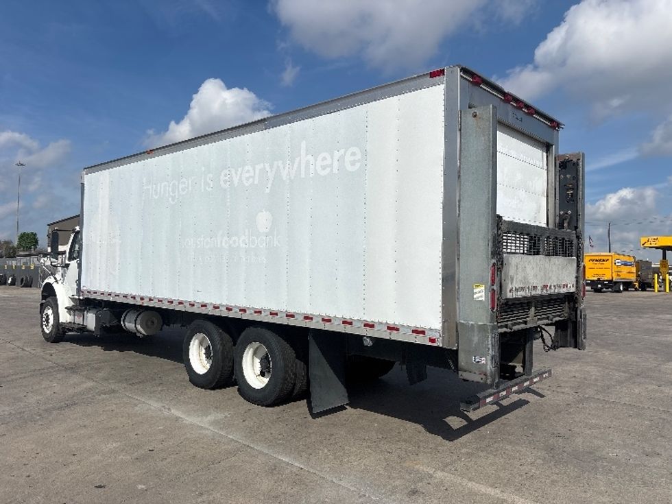Refrigerated Truck-Light and Medium Duty Trucks-Freightliner-2019-M2-Houston-TX-120,043\n\t\tmiles-$ 68,750 - Image 6
