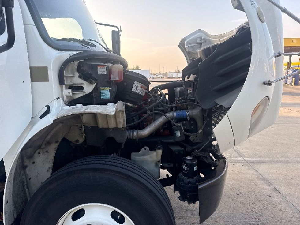 Refrigerated Truck-Light and Medium Duty Trucks-Freightliner-2019-M2-Houston-TX-125,103\n\t\tmiles-$ 65,750 - Image 23