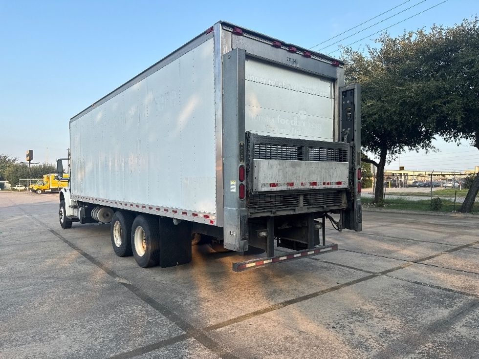 Refrigerated Truck-Light and Medium Duty Trucks-Freightliner-2019-M2-Houston-TX-125,103\n\t\tmiles-$ 65,750 - Image 6