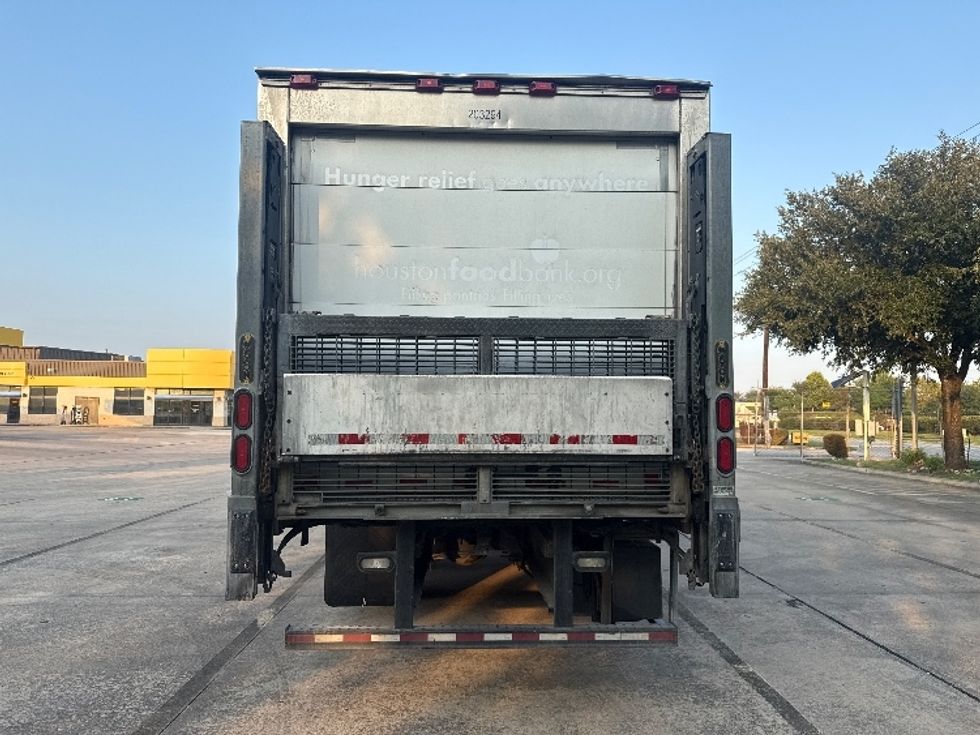 Refrigerated Truck-Light and Medium Duty Trucks-Freightliner-2019-M2-Houston-TX-125,103\n\t\tmiles-$ 65,750 - Image 7