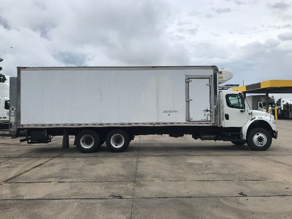Refrigerated Truck-Light and Medium Duty Trucks-Freightliner-2019-M2-Houston-TX-129,087\n\t\tmiles-$ 69,250 - Image 14