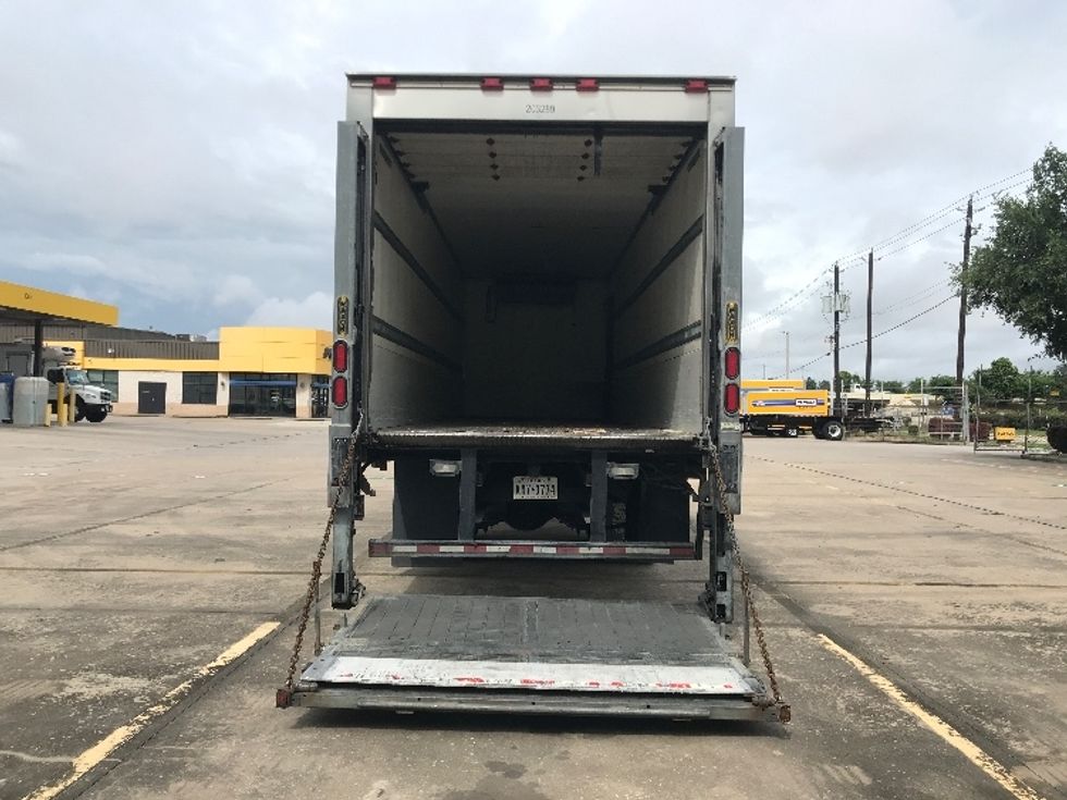 Refrigerated Truck-Light and Medium Duty Trucks-Freightliner-2019-M2-Houston-TX-129,087\n\t\tmiles-$ 69,250 - Image 9