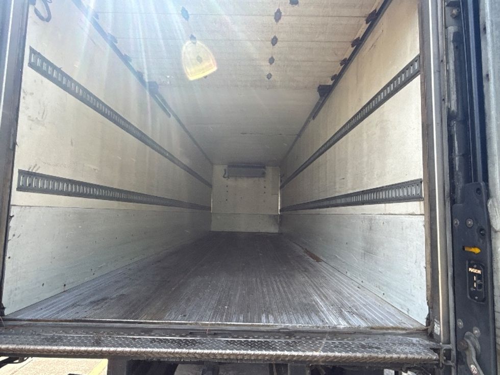 Refrigerated Truck-Light and Medium Duty Trucks-Freightliner-2019-M2-Houston-TX-134,109\n\t\tmiles-$ 64,000 - Image 8