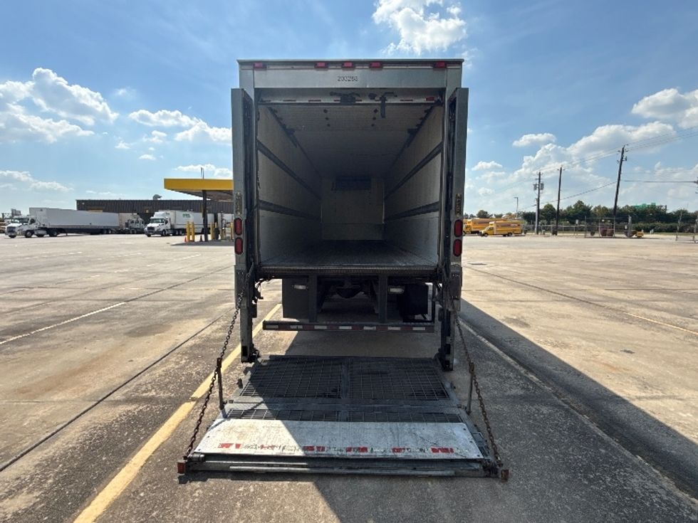 Refrigerated Truck-Light and Medium Duty Trucks-Freightliner-2019-M2-Houston-TX-134,109\n\t\tmiles-$ 64,000 - Image 9