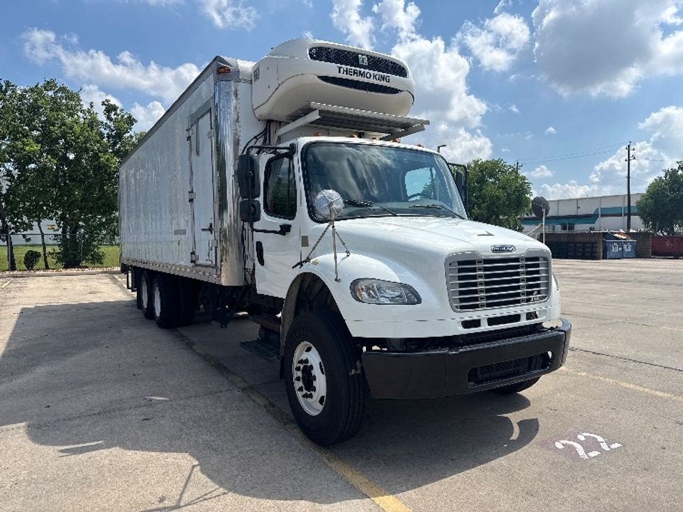 Refrigerated Truck-Light and Medium Duty Trucks-Freightliner-2019-M2-Houston-TX-134,734\n\t\tmiles-$ 70,500 - Image 1