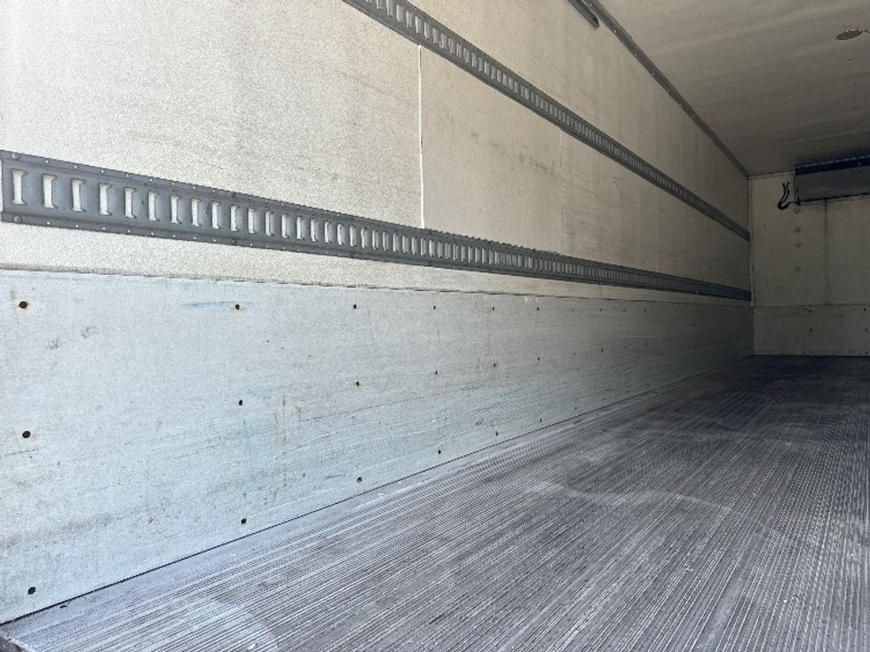 Refrigerated Truck-Light and Medium Duty Trucks-Freightliner-2019-M2-Houston-TX-134,734\n\t\tmiles-$ 70,500 - Image 11