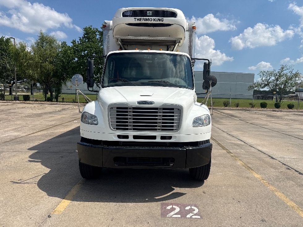 Refrigerated Truck-Light and Medium Duty Trucks-Freightliner-2019-M2-Houston-TX-134,734\n\t\tmiles-$ 70,500 - Image 2