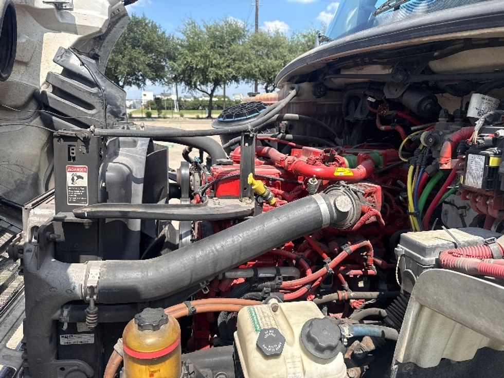 Refrigerated Truck-Light and Medium Duty Trucks-Freightliner-2019-M2-Houston-TX-134,734\n\t\tmiles-$ 70,500 - Image 24