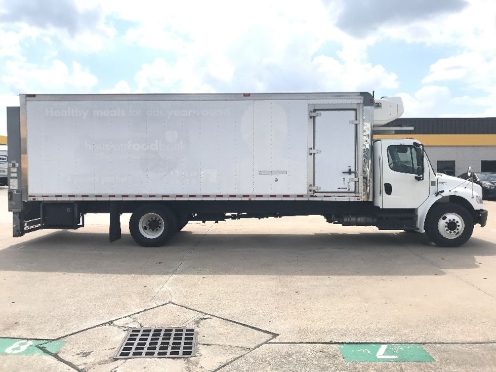 Refrigerated Truck-Light and Medium Duty Trucks-Freightliner-2019-M2-Houston-TX-143,781\n\t\tmiles-$ 63,500 - Image 15