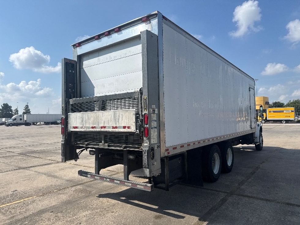 Refrigerated Truck-Light and Medium Duty Trucks-Freightliner-2019-M2-Houston-TX-159,725\n\t\tmiles-$ 67,750 - Image 13