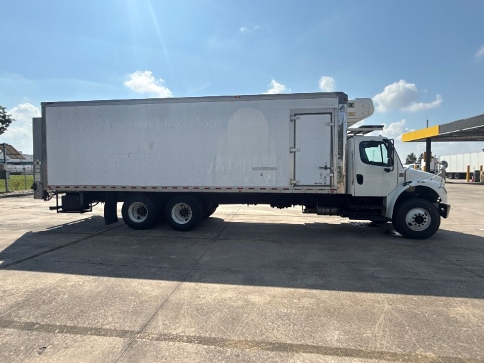 Refrigerated Truck-Light and Medium Duty Trucks-Freightliner-2019-M2-Houston-TX-159,725\n\t\tmiles-$ 67,750 - Image 15