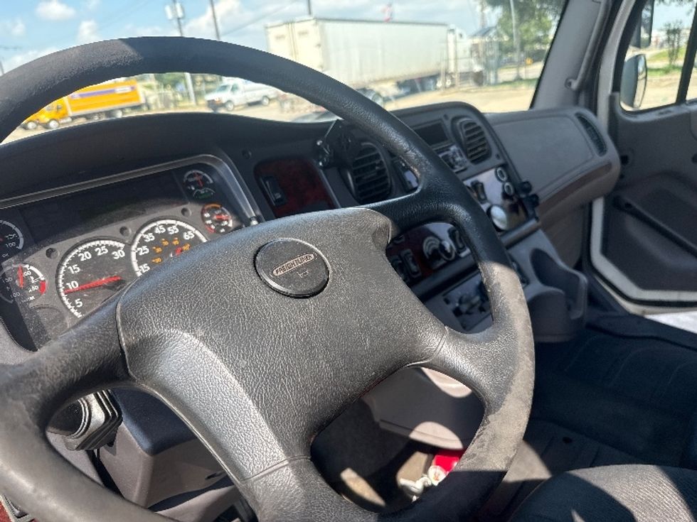 Refrigerated Truck-Light and Medium Duty Trucks-Freightliner-2019-M2-Houston-TX-159,725\n\t\tmiles-$ 67,750 - Image 17